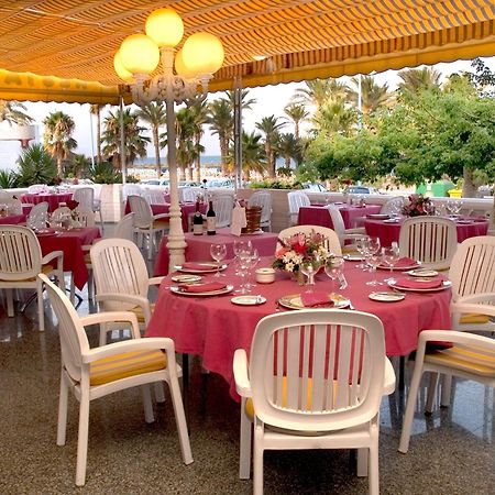 Hotel Apartamentos Bajondillo 토레몰리노스 레스토랑 사진 Restaurant
