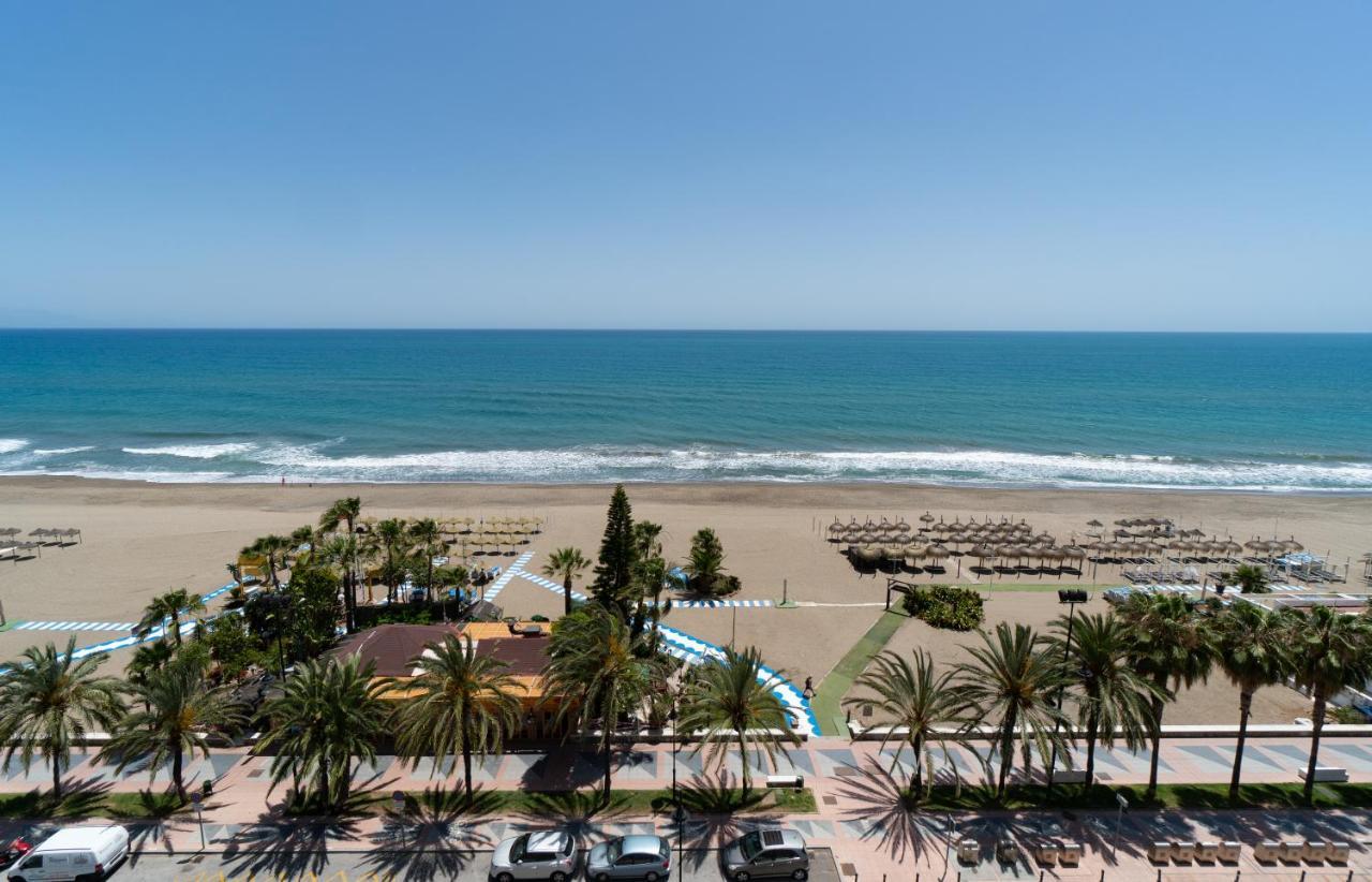 Hotel Apartamentos Bajondillo 토레몰리노스 외부 사진 The beach at Torrevieji