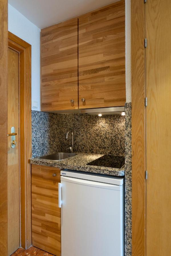 Hotel Apartamentos Bajondillo 토레몰리노스 외부 사진 Kitchen