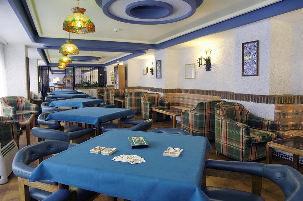 Hotel Apartamentos Bajondillo 토레몰리노스 외부 사진 Interior of the hotel
