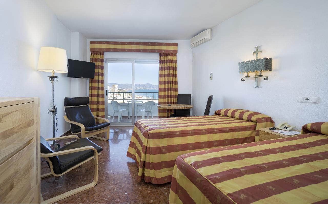 Hotel Apartamentos Bajondillo 토레몰리노스 외부 사진 Room at Hotel El Coto
